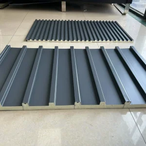 Painel sanduíche de aço colorido modular