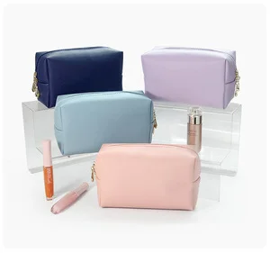 Women's Waterproof Travel Makeup Bag Fashionable Colorful Zipper Cosmetic Case with PU Material Custom Logo Soft Design