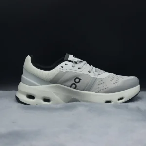 2025 Walking Shoes Fashion Sneakers Men Trail Running Cross Training Shoes