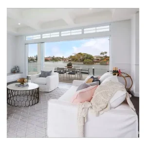 تصميم أسود بسيط