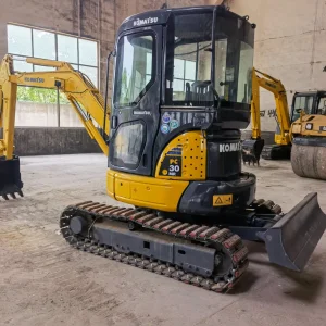 Excavadora Komatsu Usada PC30