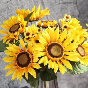 Wholesale High Quality 12head Artificial Sunflower Lifelike Sunflowers Decoration Bunching for Spring Summer Decoration