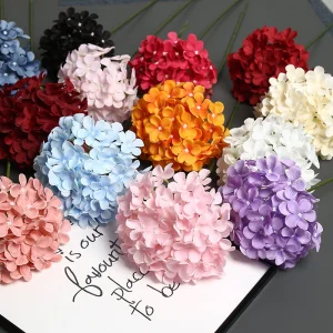 Traditional Bloom Roses