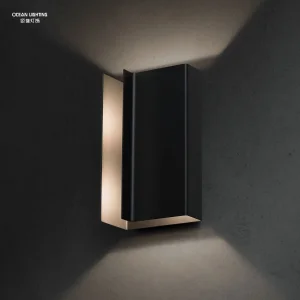Rectangular LED wall lamp