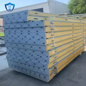 Fire Resistant PIR Insulated Sandwich Panel
