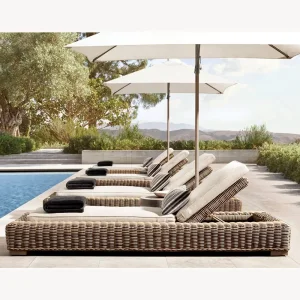 PE Rattan Lounger