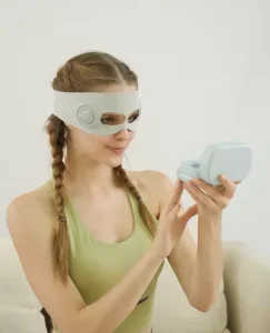 Inno IHC-8124L EMS Massager with Heating Function Relieves Migraine &amp; Dry Eyes Eye &amp; Face 145min Charging 3 Modes Intensity 10