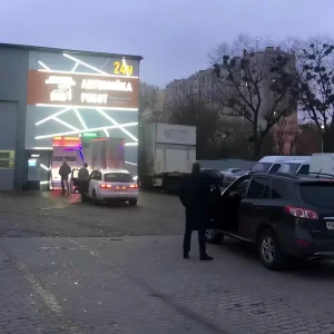 Automatic Car Wash Machine with Ai Vision Recognition - ISO 9001 Certified, Precise Cleaning