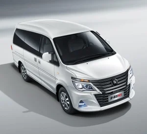 Lingzhi M5 Minivan