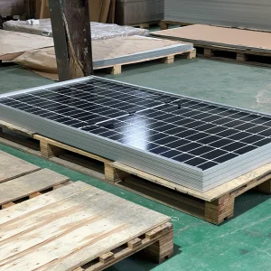 High Efficiency 650W Bifacial Panel