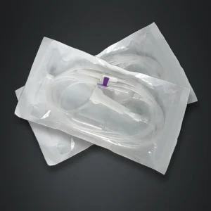 Juego de infusión IV médico desechable con control de flujo preciso para uso quirúrgico