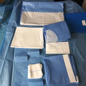 Wholesale Price Sterile C-Section Surgical Pack with Surgical Gowns &amp; Drapes FDA Approved