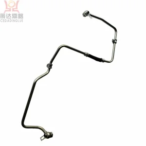 Deutz Diesel Engine Spare Part Auto Part Engine Fuel Feed Pipe Line Fuel Injector Return Pipe 04295412