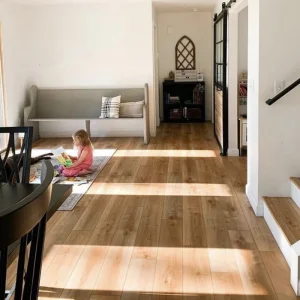 Waterproof Fire-Resistant 4mm 5mm Vinyl Plank WPC PVC Lvt Spc Flooring 20mil Wearlayer Comfortable Pet-Friendly Spc Floor for Bedroom Bathroom with CE