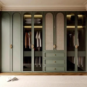 European Walk-in Closet