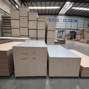 UV-Resistant Pet High-Gloss Particle Board for Long-Term Retail Use