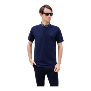 Polo profesional para hombres con bolsillos que ofrece funcionalidad y estilo atemporal. Uniforme de polo