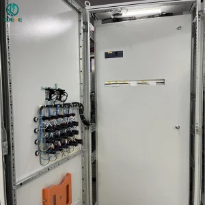 Gabinete de control de arrancador suave modular para sistema de conmutación para operación de motor de bomba