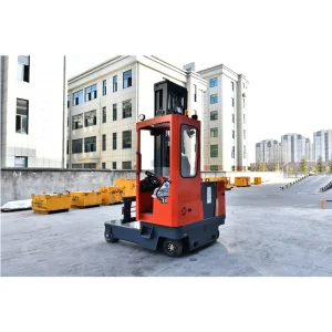 All-Terrain Multi-Directional Forklift for Indoor and Outdoor Use