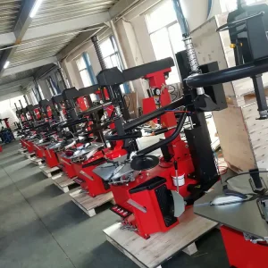 Automatic Tire Changer Machine Automatic Tyre Removing Machine in Car Tire Workshop