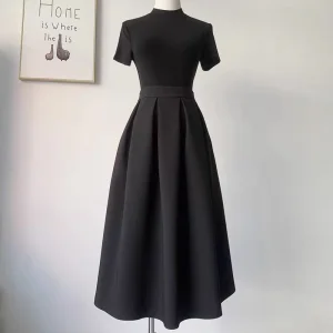 2024 New High-Waisted Loose Pleated Skirt with Texture