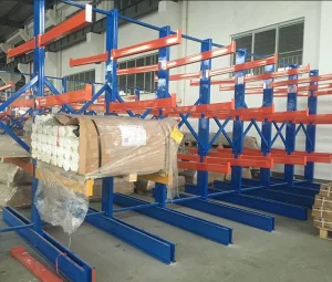 Fabricación de estantes de almacenamiento cantilever