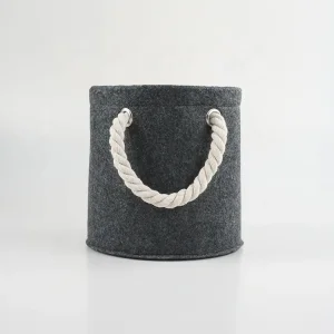Custom Felt Round Pet Bed