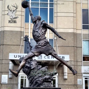 Life Size Bronze Figure Statue Outdoor Bronze Human Sculpture Customized