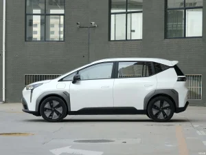 Amazing Price Rhd Charging Car Aion Y Fully Electric Vehicle with Ecc