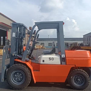 Small Electric Forklift