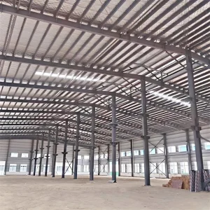 Diseño modular de edificio de estructura de acero eficiente en energía con paneles aislantes