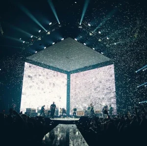 Indoor Advertising Stage Perimeter Full-Color LED Display P1.5 Module Curtain Sign