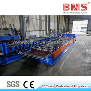Máquina de panel trapezoidal