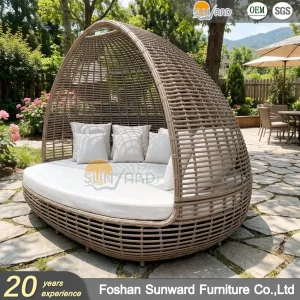 Modern Design Garden Patio Rattan Sunbed