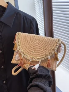 Bolso de mano de paja bohemio
