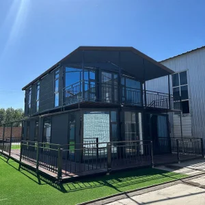 Customized Color 40FT 20FT 30FT Prefabricated Mobile Luxury Container Expandable House 2 3 4 Bedroom Prefab Villa Portable Container House