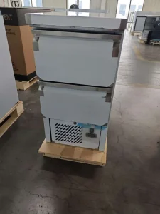 EU Stainless Steel Commercial Kitchen Ventilated Back Bar Counter Cooler with Top Workbench Hc Free Refrigerator Used for Salad/Sandwich/Pizza Display and Stock