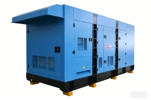 مولد ديزل احتياطي للطوارئ من يوتشاي 600kw/750kVA عازل للصوت