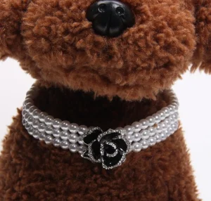 Classic Rose Pearl Collar