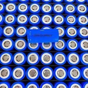 Max 3c 18A Rechargeable 32700 Cylindrical Lithium-Ion Battery 3.2V 5800mAh 6000mAh LiFePO4 Battery Cell for Electric Scooter