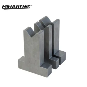 Characteristic CNC Hollandvila Upper Tool Clamping System Press Brake