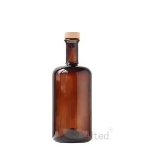 Wholesale Design 700 ml glass vodka bottle with cork