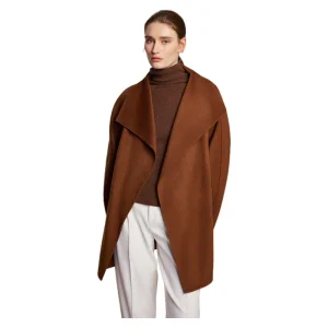 Stylish Oversized Relaxed Fit Women Coat Custom Factory for Urban Street Style