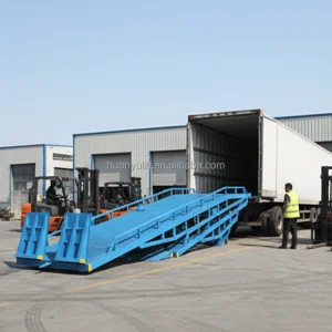 Mobile Boarding Bridge Forklift Unloading and Loading Platform Logistics Dock Ramp Load 8tons 10tons 12tons 15tons