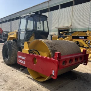 Used Dynapacc Ca30d Road Roller Designed for Filling Trenches Good Condition Cheapest Price Low Fuel Consumption Shoulders Road Compactors