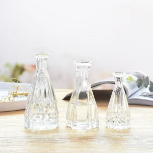 Europe Nordic Style Home Decor Accessories Colorful Glass Flower Vase Unique Decorative Small Glass Flower Vase Taper Clear Crystal Vase for Wedding Decoration