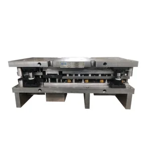 Fast Tool Change System for Flexible Sheet Metal Punching