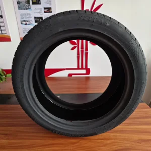 High-Quality Self-Repairing Anti-Puncture Car Tyres 235/60r16, 195/55r15 Car Tyres, SUV Tyres. Widely Available in Many Countries. Find a Dealer Now.