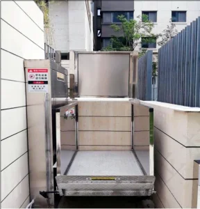 Accessible Hydraulic Driven Vertical Disabled Wheelchair Lift