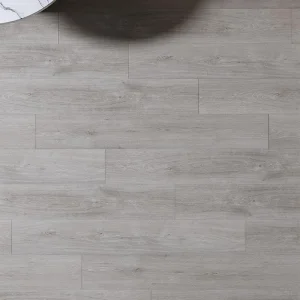 Elegant Laminate Pisos with Scratch Resistant Features and Underlayment